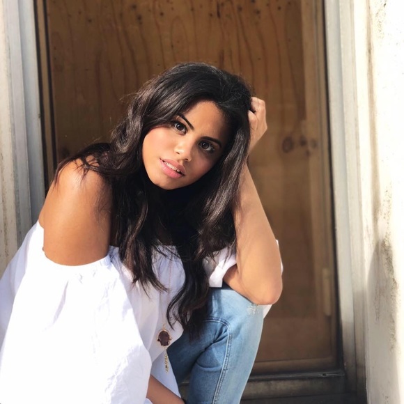 Meet your Posher, Destiny - Picture 1 of 1